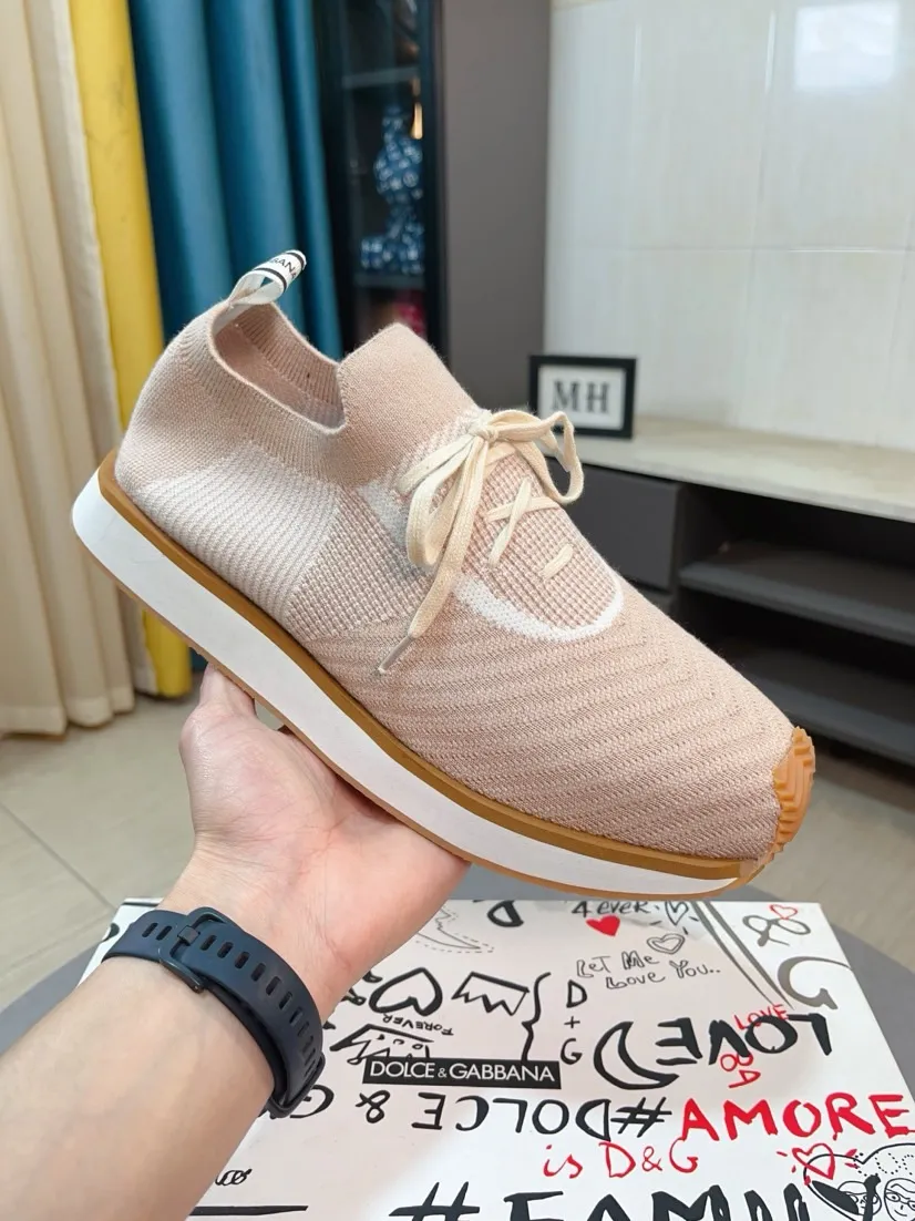 Men's shoes 💰400🌹🌹"Dolce & Gabbana DG" original imported flying weave ➕ sheepskin lining, light, comfortable and versatile, original special outsole 🔥favored by trendy men. Welcome to compare quality 🔥exquisite luxury, super A level! Version comparison, no difference at all! Code number 36-46